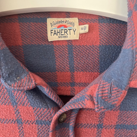 Faherty Legend Sweater Shirt in Rose Blue Check M - Picture 4 of 5